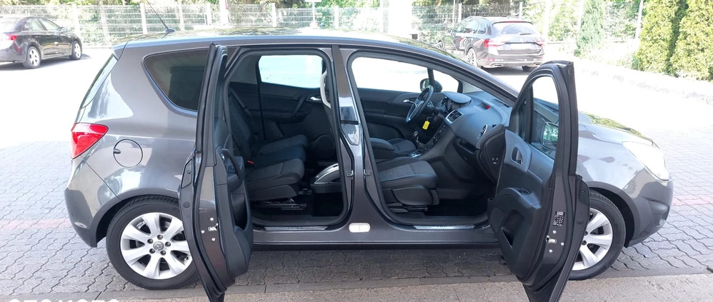 Opel Meriva cena 23900 przebieg: 189200, rok produkcji 2011 z Płońsk małe 631